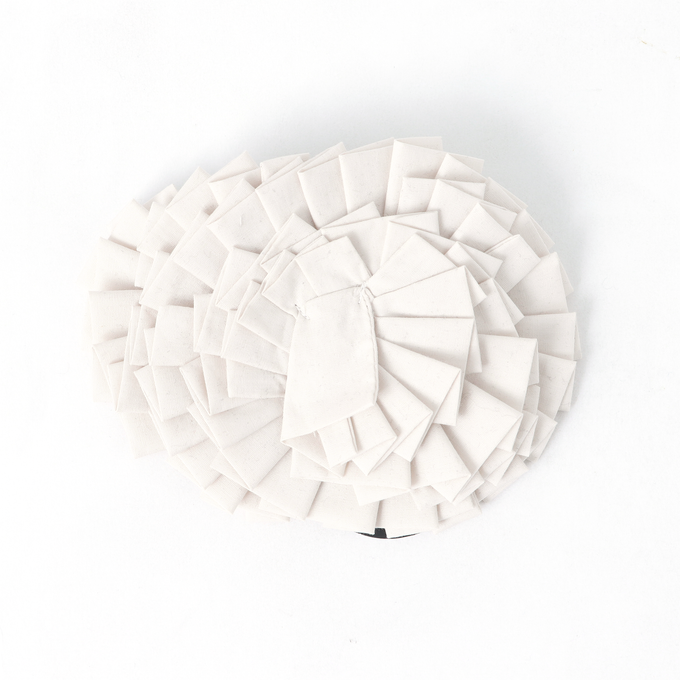 achico hiroshima<br>head dress