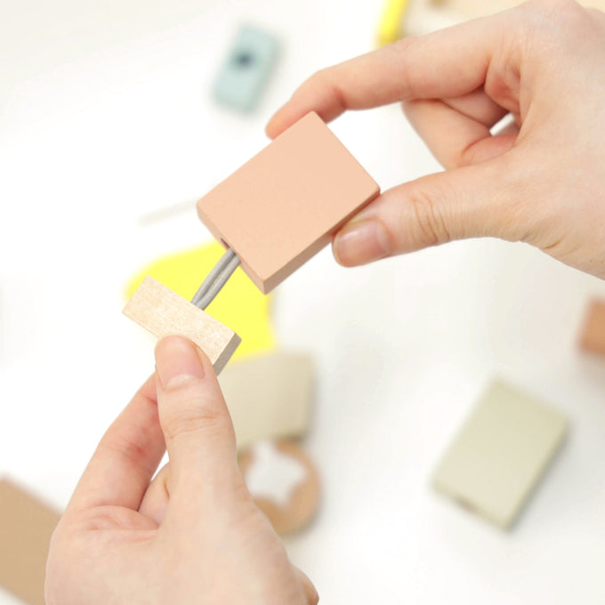 dou? ドオ<br> dou book (my apparel)<br> dou-toy