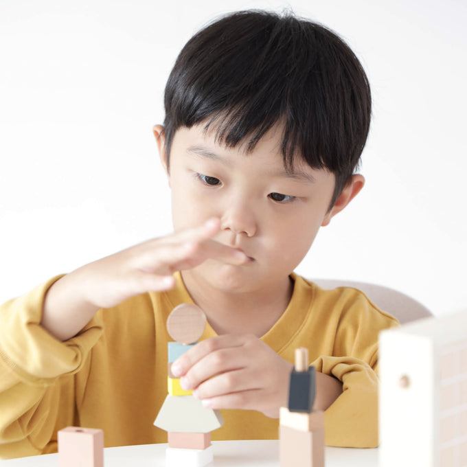 dou? ドオ<br> dou book (my apparel)<br> dou-toy