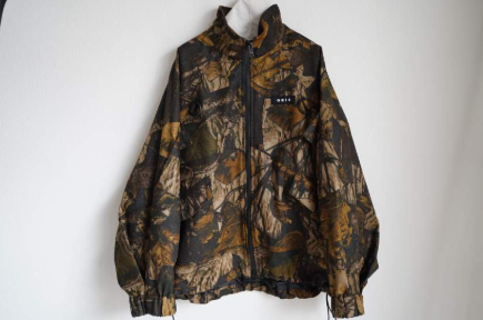 GRIS<br>グ<br>Zip-up Blouzon<br>GR26AW-JK003