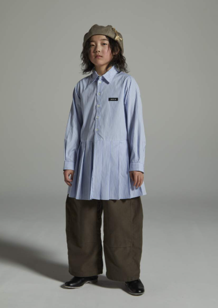 GRIS<br>グリ<br>Hem Pleated Long shirt<br>GR26AW-SH005