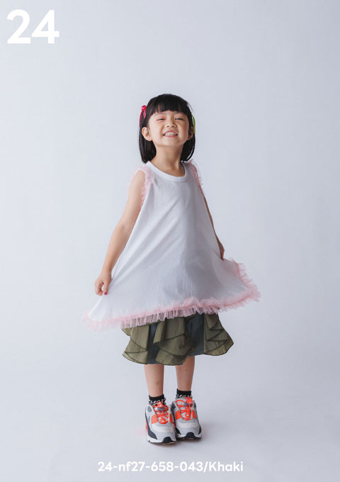 NUNUFORME<br> ヌヌフォルム<br>【27ssご予約 2月入荷予定】<br>フリルショートパンツ<br>24-nf27-658-043