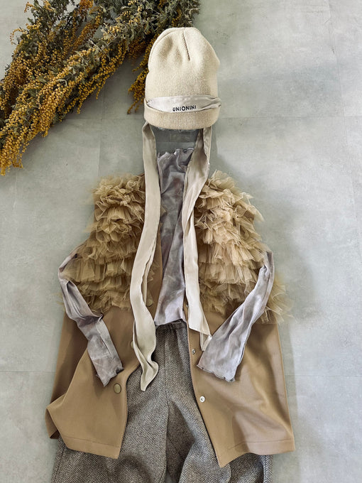 TOBOGGAN<br> トボガン<br>tulle tulle V-neck vest