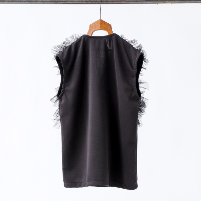 TOBOGGAN<br> トボガン<br>tulle tulle V-neck vest