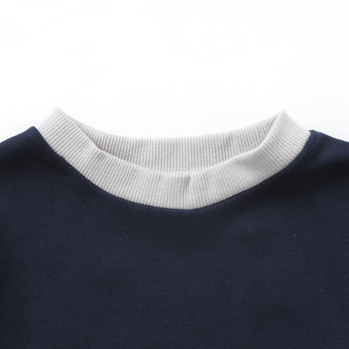 AU CLAIR DE LA LUNE<br>オークレール<br>リフレクションスウェットTOP<br>CU-2324-2