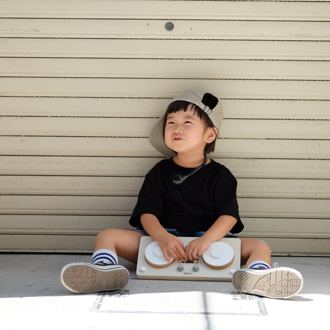 dou? ドオ<br> little DJ<br>dou-toy