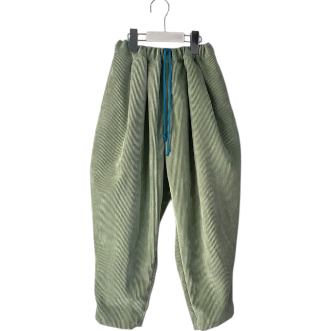MIN-NANO×frankygrow<br>ミンナノ×フランキーグロウ<br>CORDUROY TEPERED PANTS<br>MF26FWBT-018
