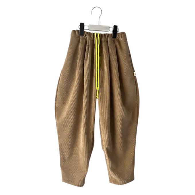 MIN-NANO×frankygrow<br>ミンナノ×フランキーグロウ<br>CORDUROY TEPERED PANTS<br>MF26FWBT-018