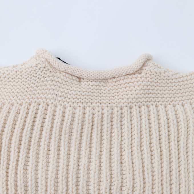 1 + in the family<br>ワンモア イン ザ ファミリー<br>Highneck vest ハイネックベスト エクリュ