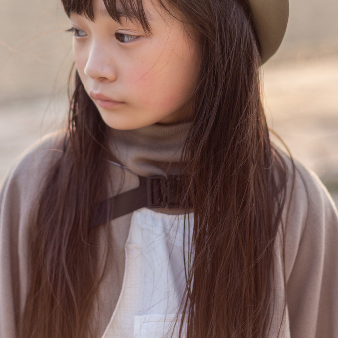 emma de choeur. エマ デ クゥ<br>×PARK別注 バックルポンチョ