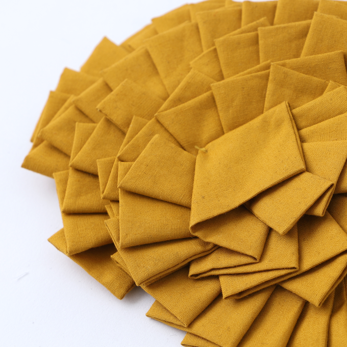 achico hiroshima<br>head dress