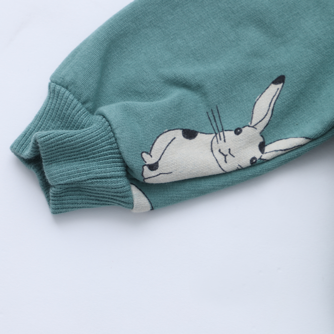 〈残り6-12monthのみ〉lotie kids<br>W22-76BB-85<br>Baby Sweatshirts ベビー総柄スウェット