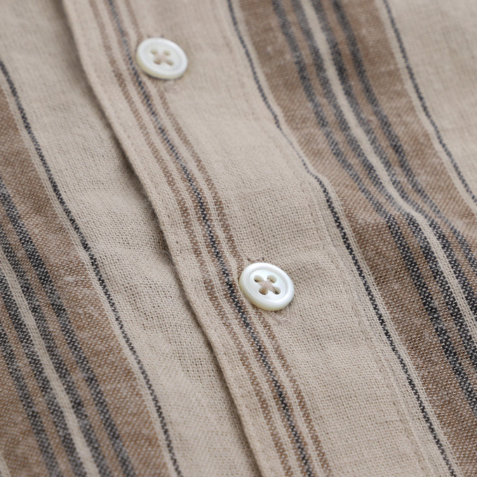 EAST END HIGHLANDERS<br>Stripe Collarless Shirt<br>ストライプカラーレスシャツ