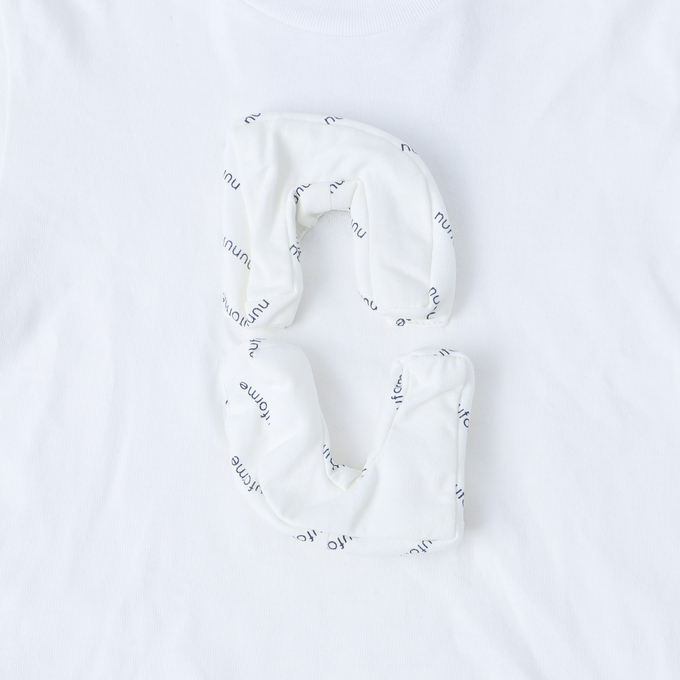 NUNUFORME ヌヌフォルム<br>24-nf19-916-505<br>3D nu ロゴT