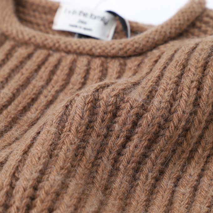 1 + in the family<br>ワンモア イン ザ ファミリー<br>Highneck vest ハイネックベスト