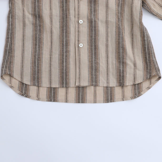 EAST END HIGHLANDERS<br>Stripe Collarless Shirt<br>ストライプカラーレスシャツ