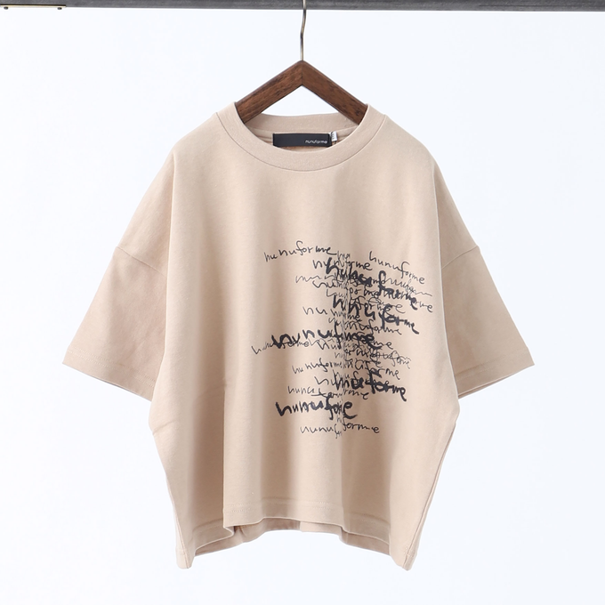 〈残り95cmのみ〉NUNUFORME ヌヌフォルム<br>55-nf19-923-505<br>手書きロゴT