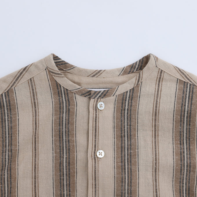 EAST END HIGHLANDERS<br>Stripe Collarless Shirt<br>ストライプカラーレスシャツ