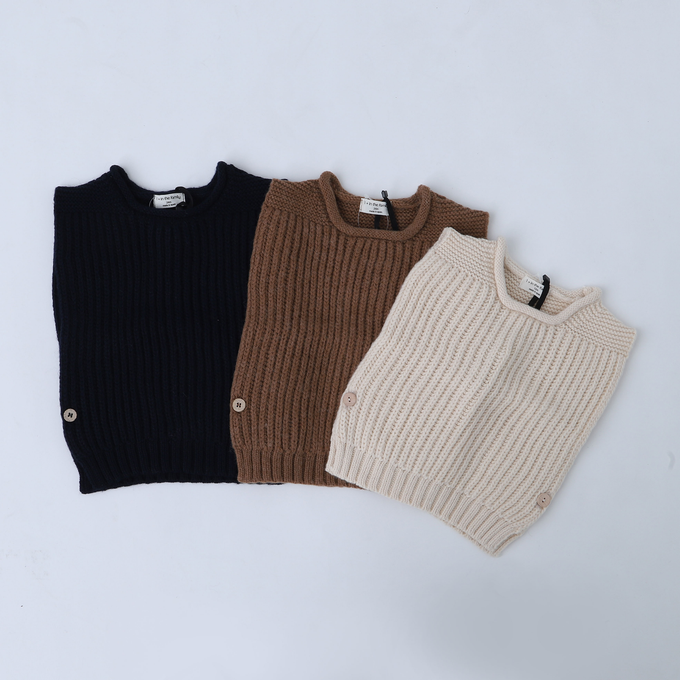 1 + in the family<br>ワンモア イン ザ ファミリー<br>Highneck vest ハイネックベスト