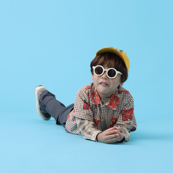 EAST END HIGHLANDERS<br>Stripe Collarless Shirt<br>ストライプカラーレスシャツ