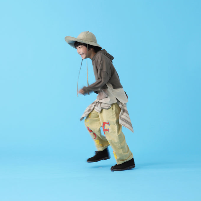 EAST END HIGHLANDERS<br>Stripe Collarless Shirt<br>ストライプカラーレスシャツ