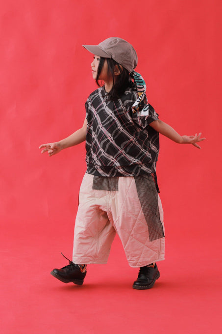 TOBOGGAN<br> トボガン<br>【26ssご予約5月中旬入荷予定】<br>sheer half vest