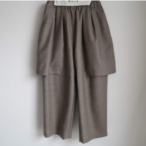 GRIS<br>グリ<br>【26awご予約 8月末入荷予定】<br>Layered Slacks<br>GR26AW-PT007