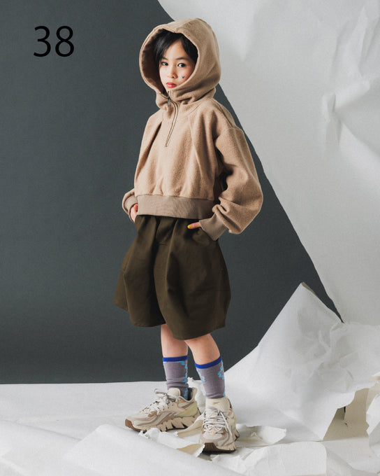 NUNUFORME<br> ヌヌフォルム<br>【26awご予約 8月入荷予定】<br>ショートポインテッドパンツ<br>38-nf26-692-302
