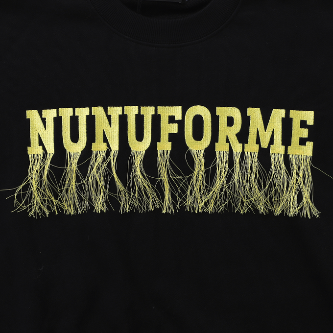 NUNUFORME<br> ヌヌフォルム<br>ロゴ刺繍トレーナー<br>nt22-007