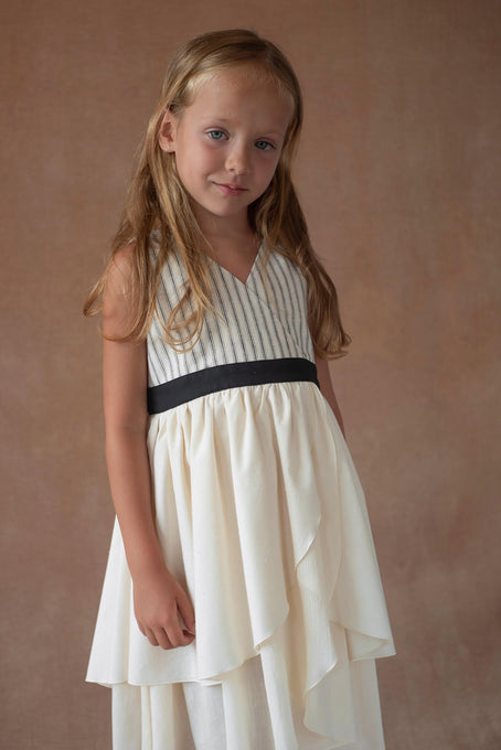 Popelin ポペリン<br>Black striped short dress with crossover front<br>Mod.45.3