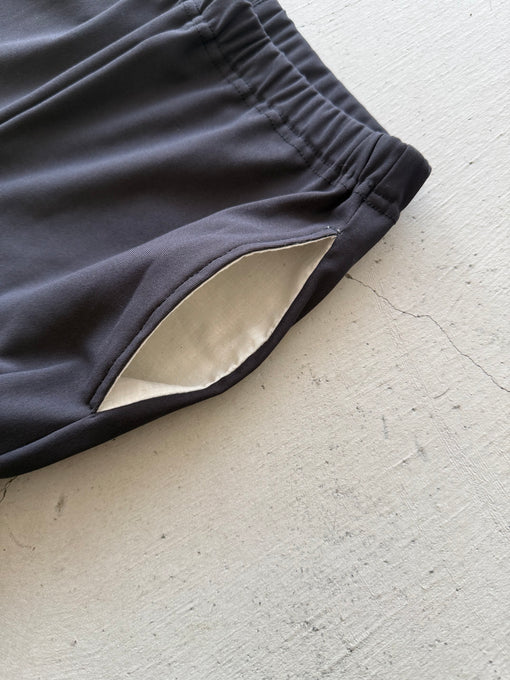 UNIONINI<br>ユニオニーニ<br>【27ssご予約】<br>gather slim pants<br>PT-134