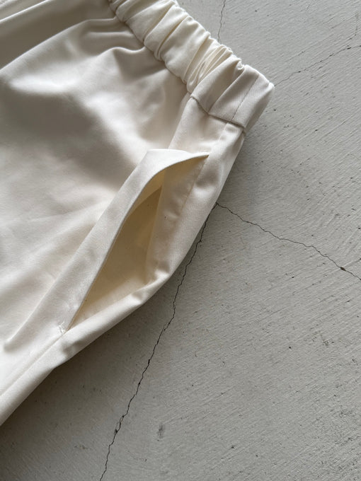 UNIONINI<br>ユニオニーニ<br>【27ssご予約】<br>wavy short pants<br>PT-137