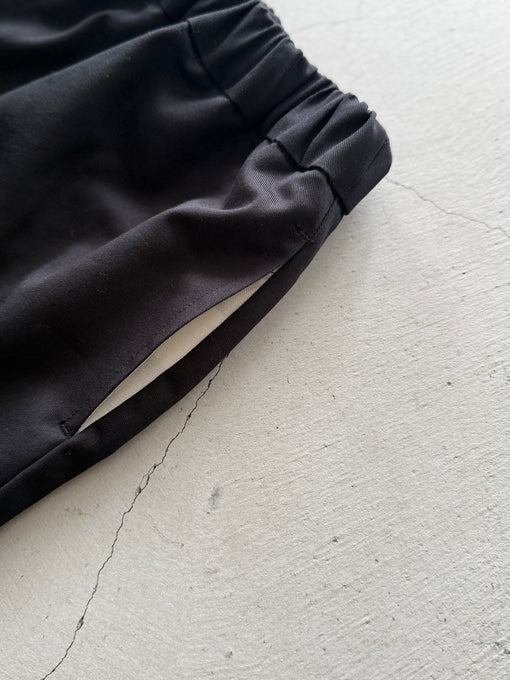 UNIONINI<br>ユニオニーニ<br>【27ssご予約】<br>wavy short pants<br>PT-137