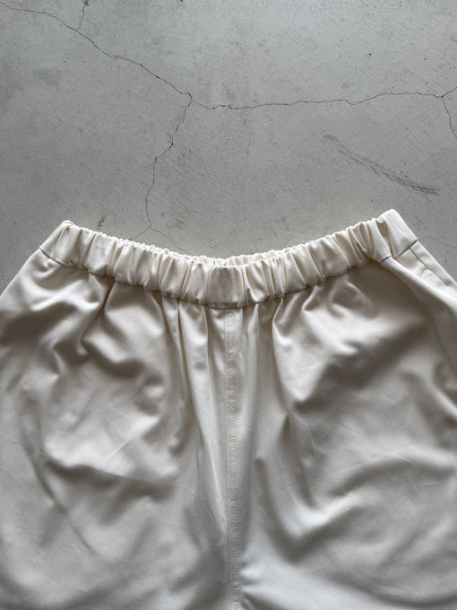 UNIONINI<br>ユニオニーニ<br>【27ssご予約】<br>wavy short pants<br>PT-137