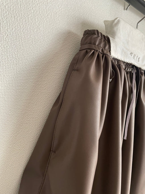 GRIS<br>グリ<br>Short Balloon Skirt<br>GR25AW-SK001