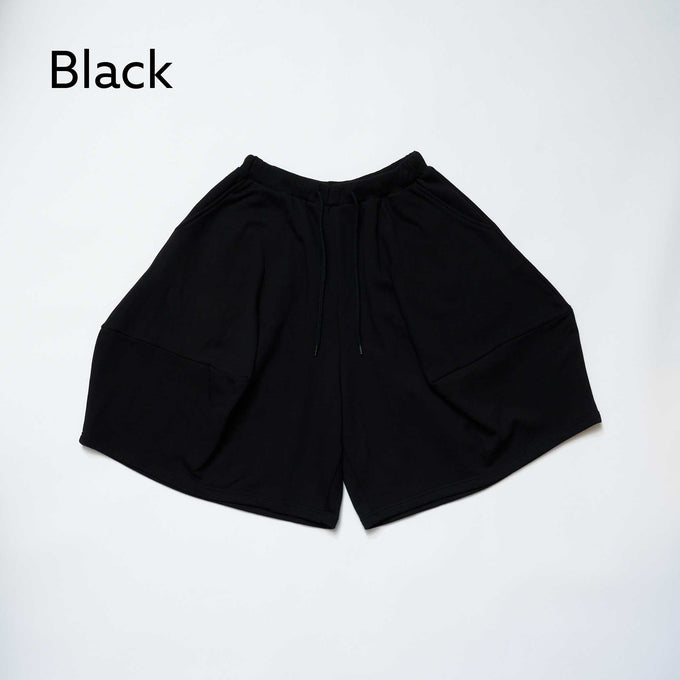 NUNUFORME<br> ヌヌフォルム<br>【27ssご予約 2月入荷予定】<br>スウェットショートポインテッドパンツ<br>ns-859-700