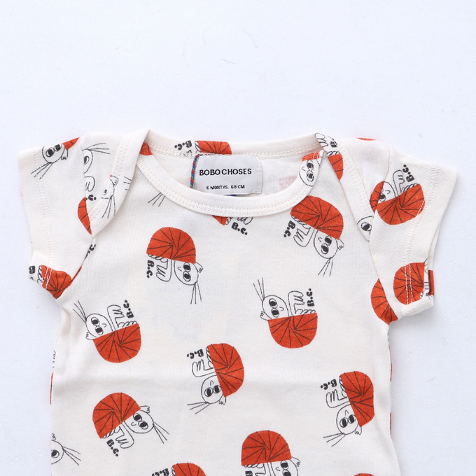 BOBOCHOSES ボボショーズ<br>Hermit Crab all over short sleeve body