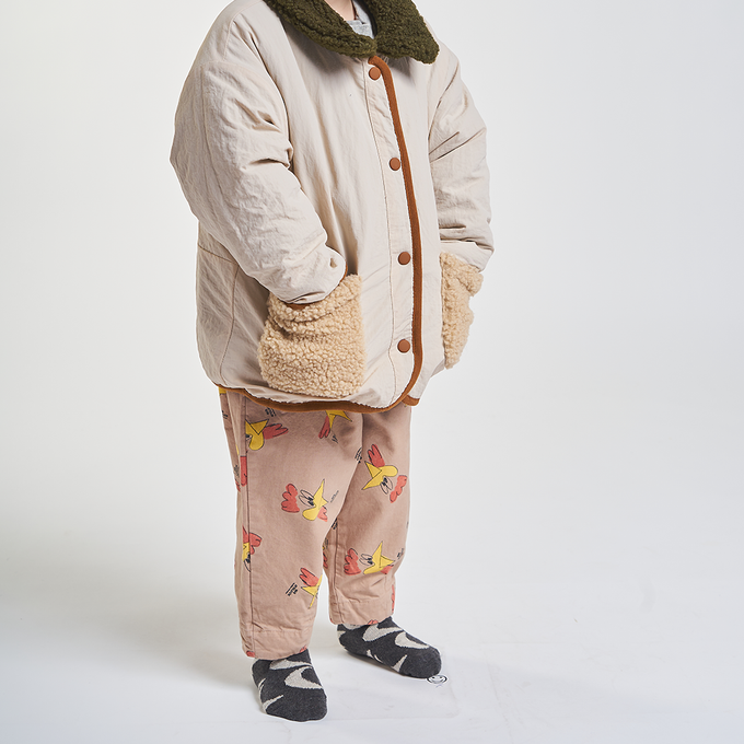 BOBOCHOSES ボボショーズ<br>22AB065<br>Mr o'clock all over baggy pants<br>BABYニワトリ総柄パンツ